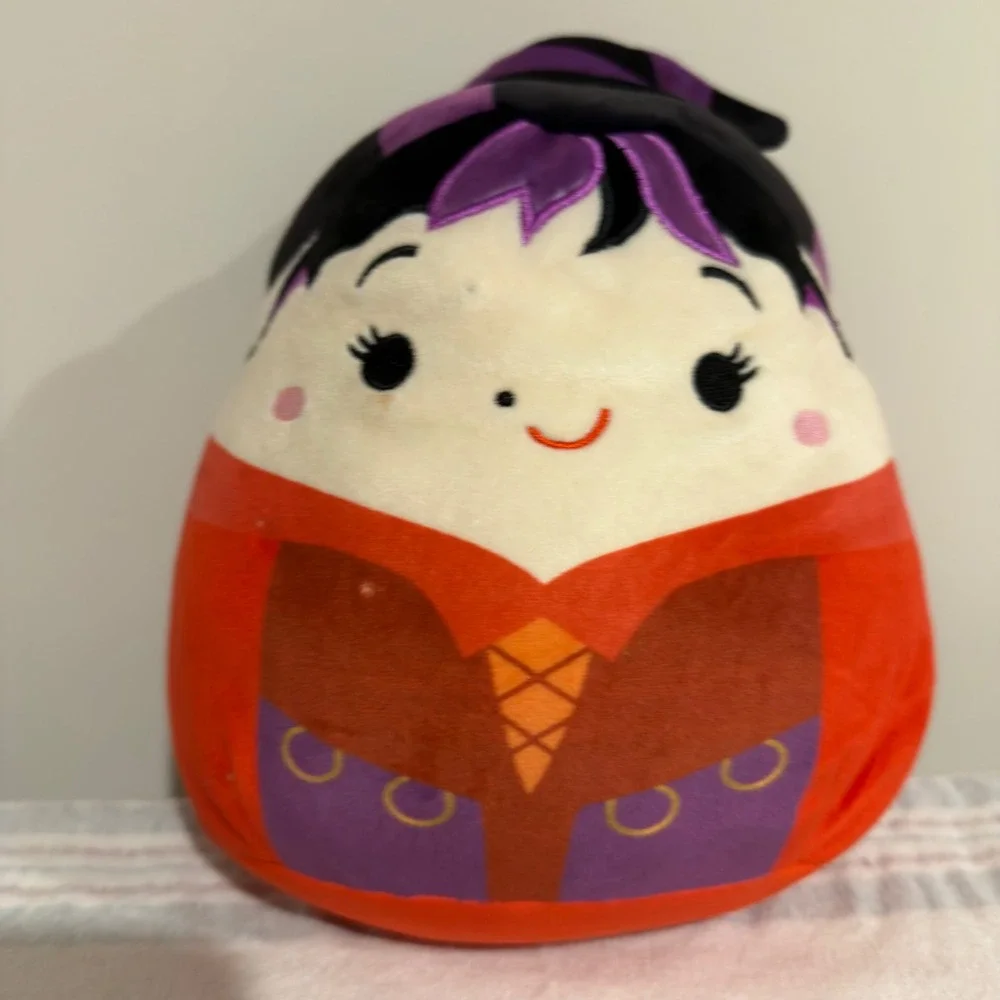 Squishmallows Disney Hocus Pocus Mary Sanderson 8 Inch Plush Kellytoy Halloween